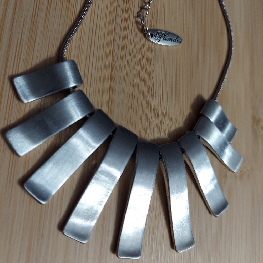 Plunder Textured Silver Tone/Bar Slide Necklace - Picture 4 of 6